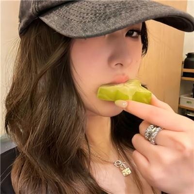 残缺的蛇伕